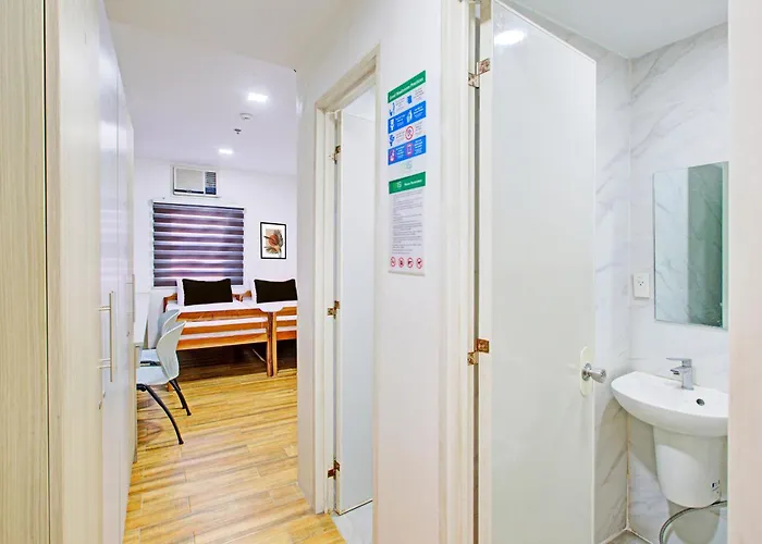 Collection O Metro Near Belt Formerly 1318 Residences 3* Manille