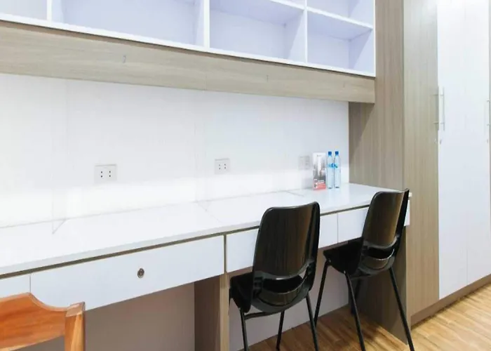 Collection O Metro Near Belt Formerly 1318 Residences Hotel 3*