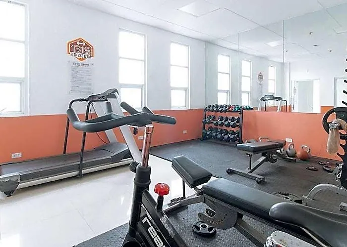 Collection O Metro Near Belt Formerly 1318 Residences Hotel 3*