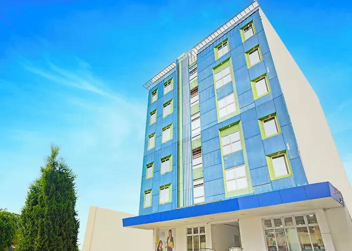 Collection O Metro Near Belt Formerly 1318 Residences Hotel 3*
