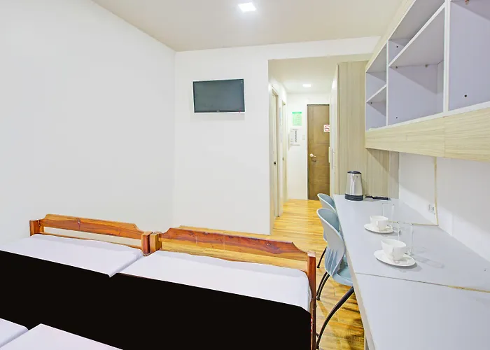 Hotel Collection O Metro Near Belt Formerly 1318 Residences 3*