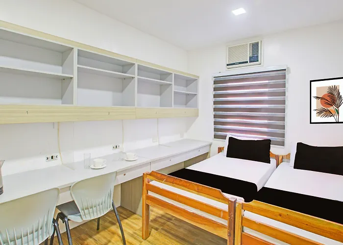 Collection O Metro Near Belt Formerly 1318 Residences 3* Manila